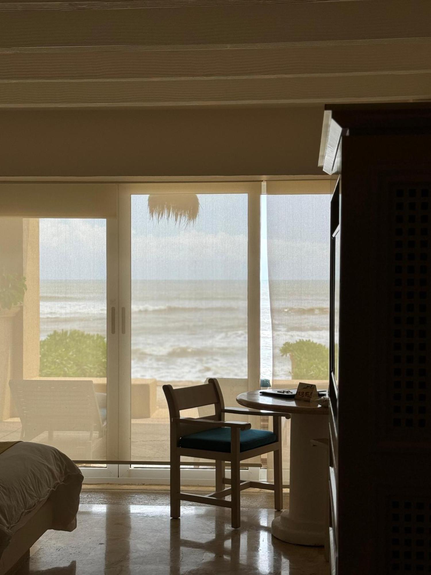 Hotel Tres Vidas Acapulco Barra Vieja Bagian luar foto