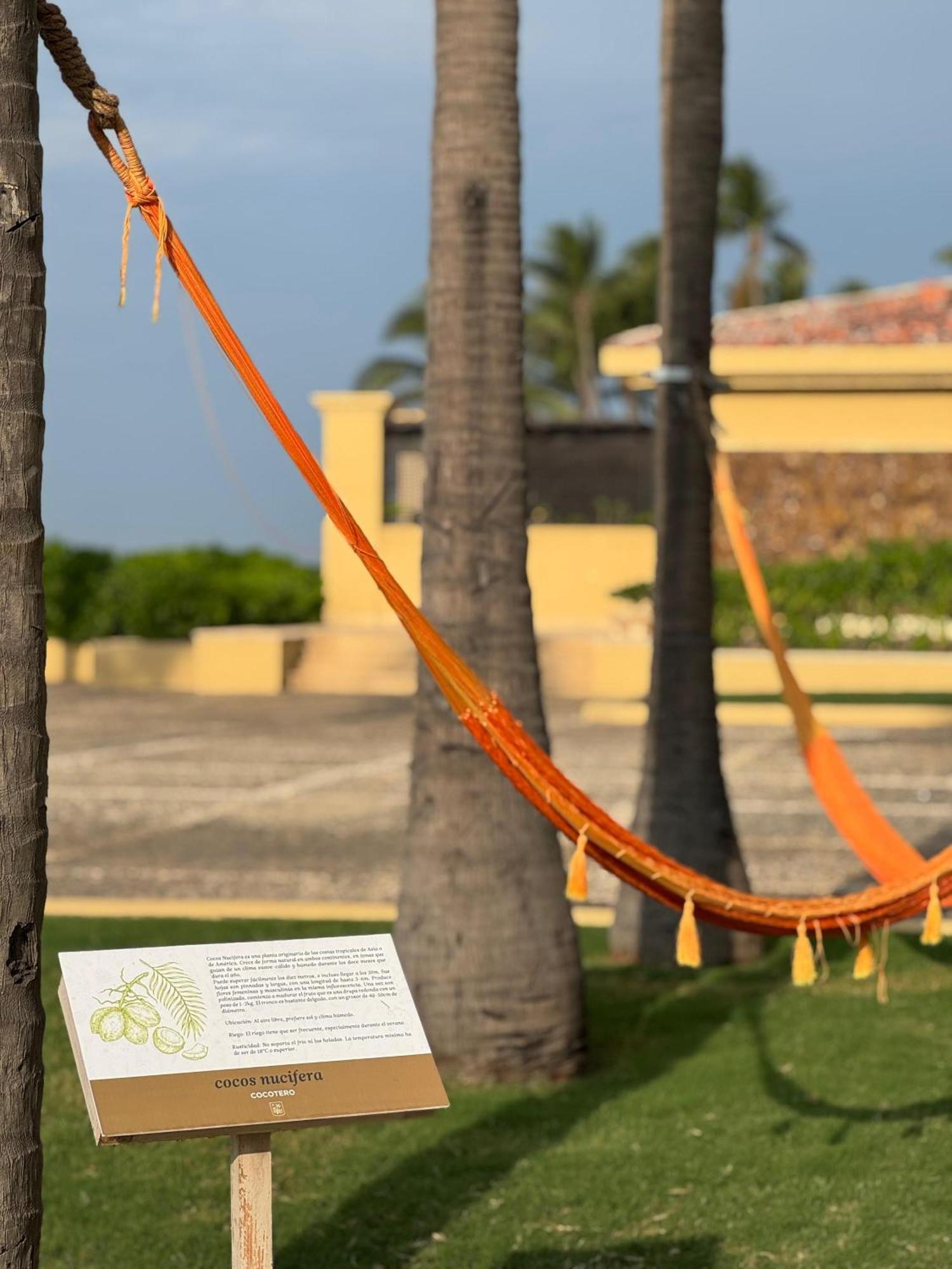 Hotel Tres Vidas Acapulco Barra Vieja Bagian luar foto